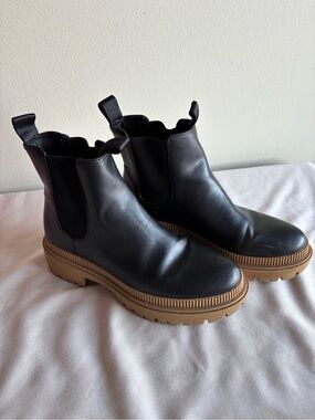 H&M Black Chelsea Booties with Brown Lug Platform Women’s Size 8.5